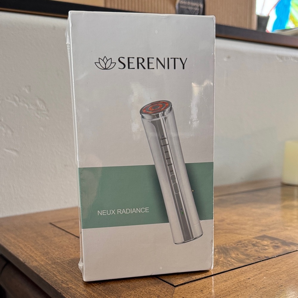 Serenity Neux Radiance Skin Tightening device